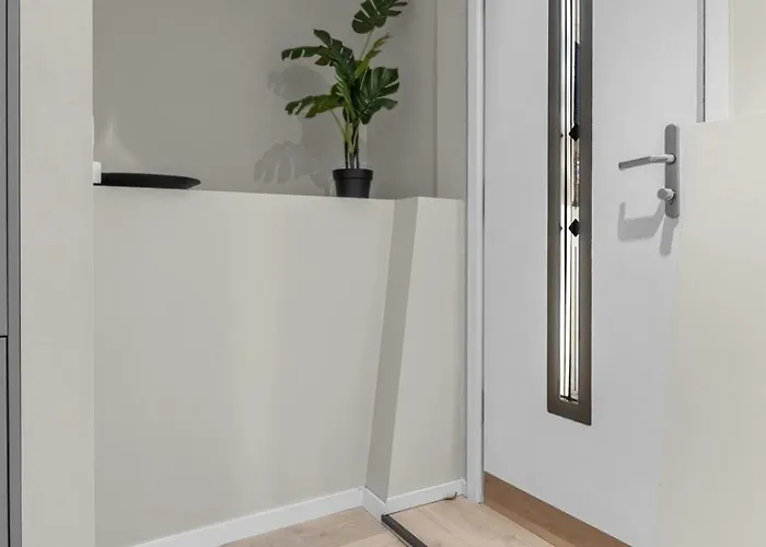 דירה Modern In A Luxurious Area - Super - 6 Pax *